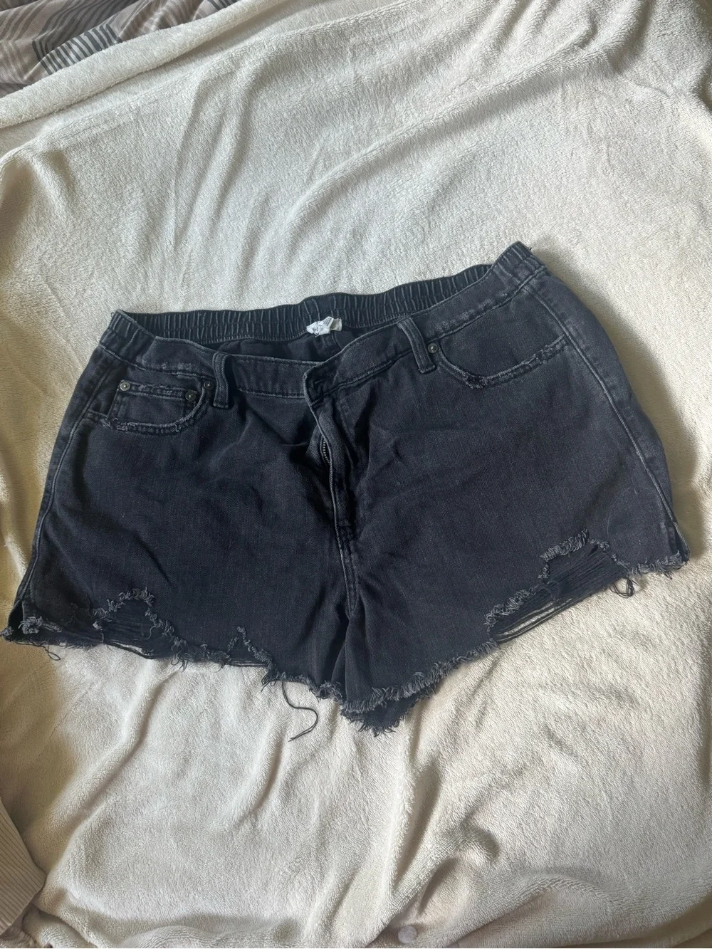 aerie Black Daydream Denim Shorts